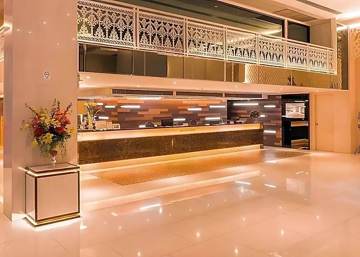 Hotel Grand Lord Boutique -srinakarin Bangkok