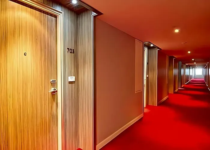 Grand Lord Boutique -srinakarin Hotel 5*