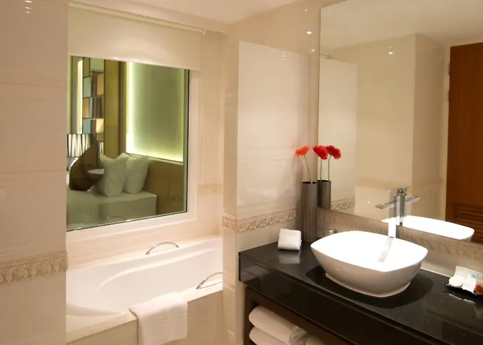 Grand Lord Boutique -srinakarin Hotel 5*